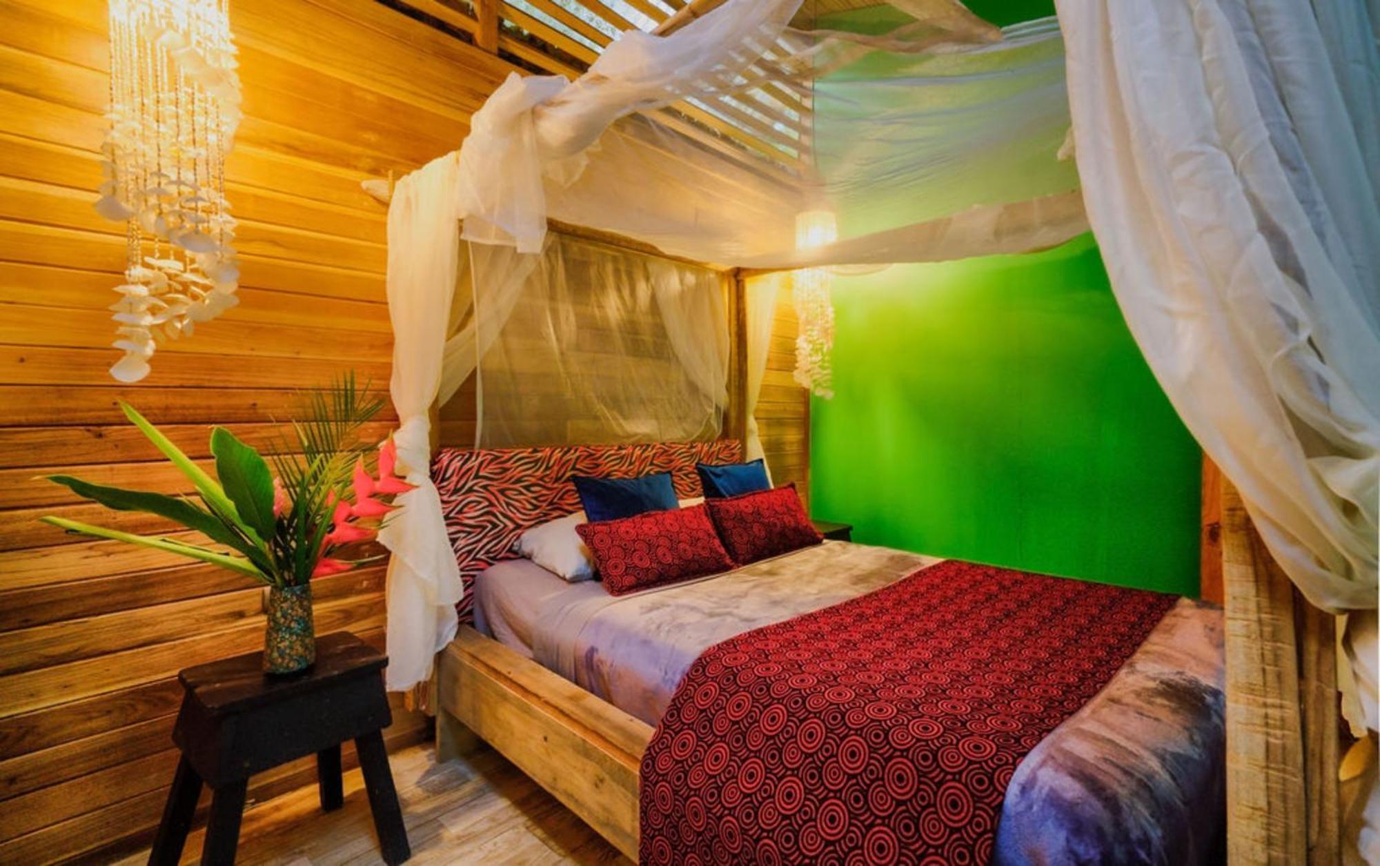 La Shamana - Ecological Concept In Jungle Villa Cahuita Room photo